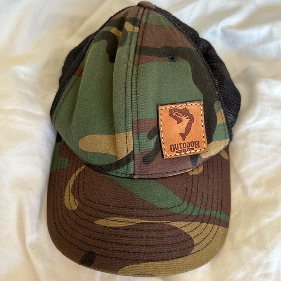 The Classics army outdoor trucker snap back hat - Picture 7 of 7
